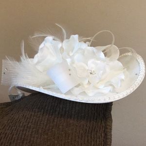 Mini bridal hat with clip